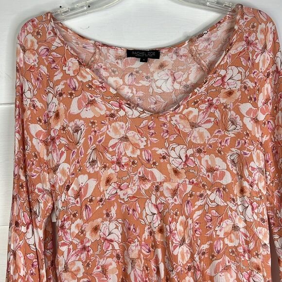Rachel Zoe High Low Floral Boho Blouse with Bell Sleeves Size Small - Picture 3 of 11